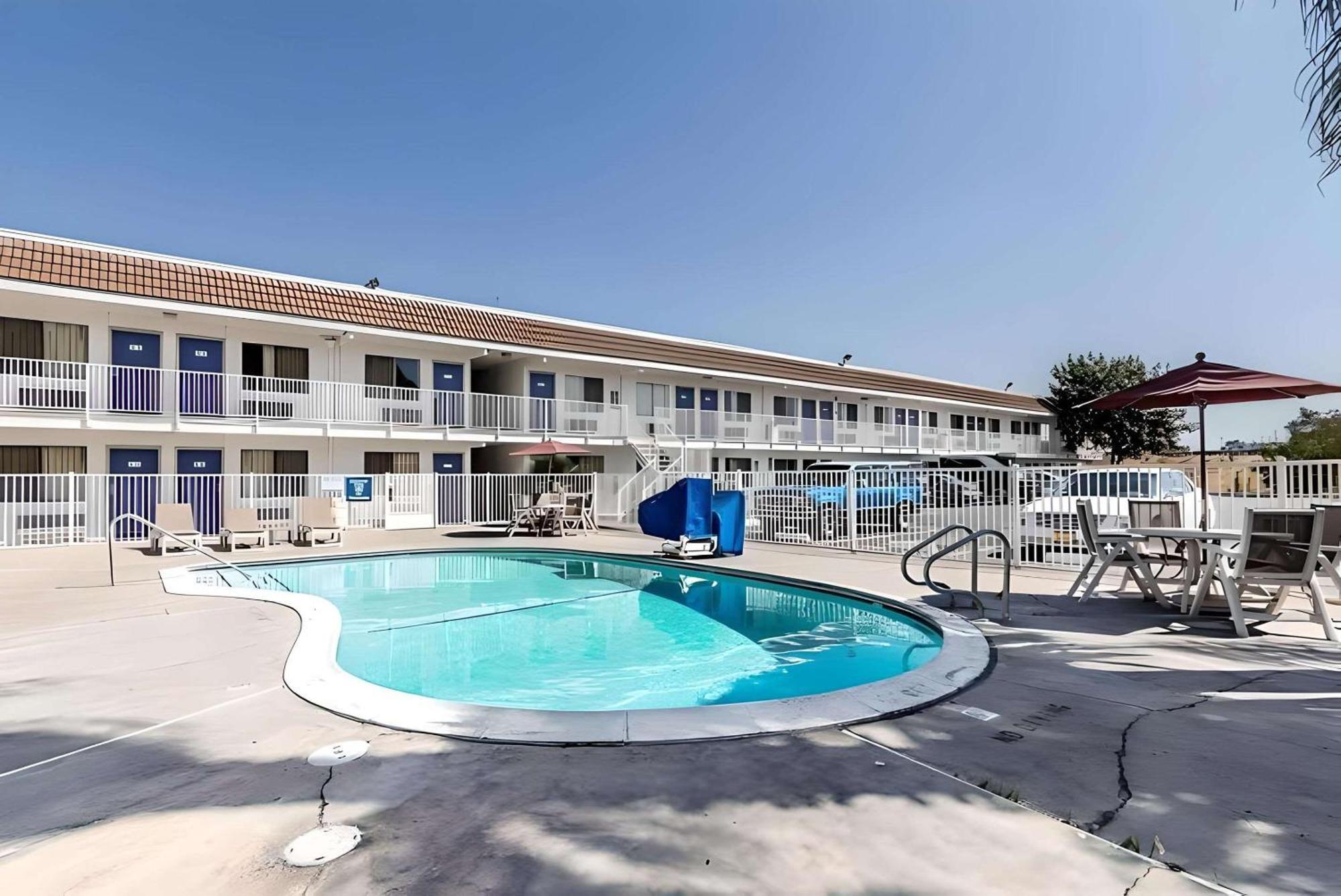 Park Inn By Radisson, Modesto Exterior foto