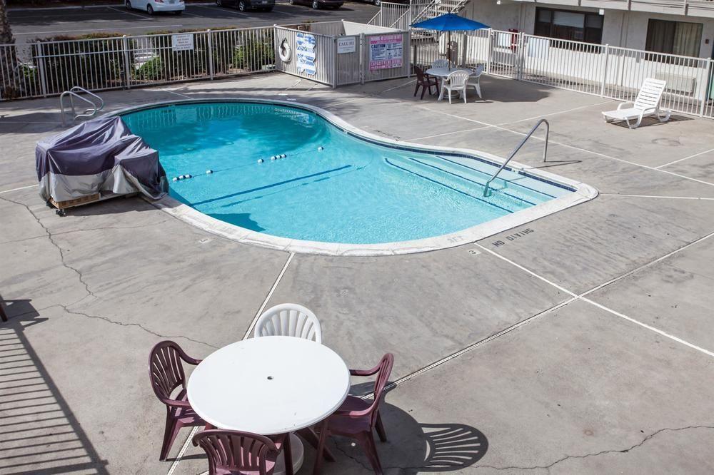 Park Inn By Radisson, Modesto Exterior foto